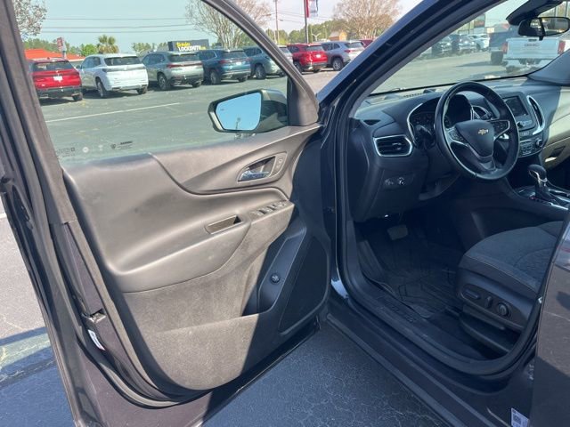 Used 2023 Chevrolet Equinox LT AWD/4WD image 5