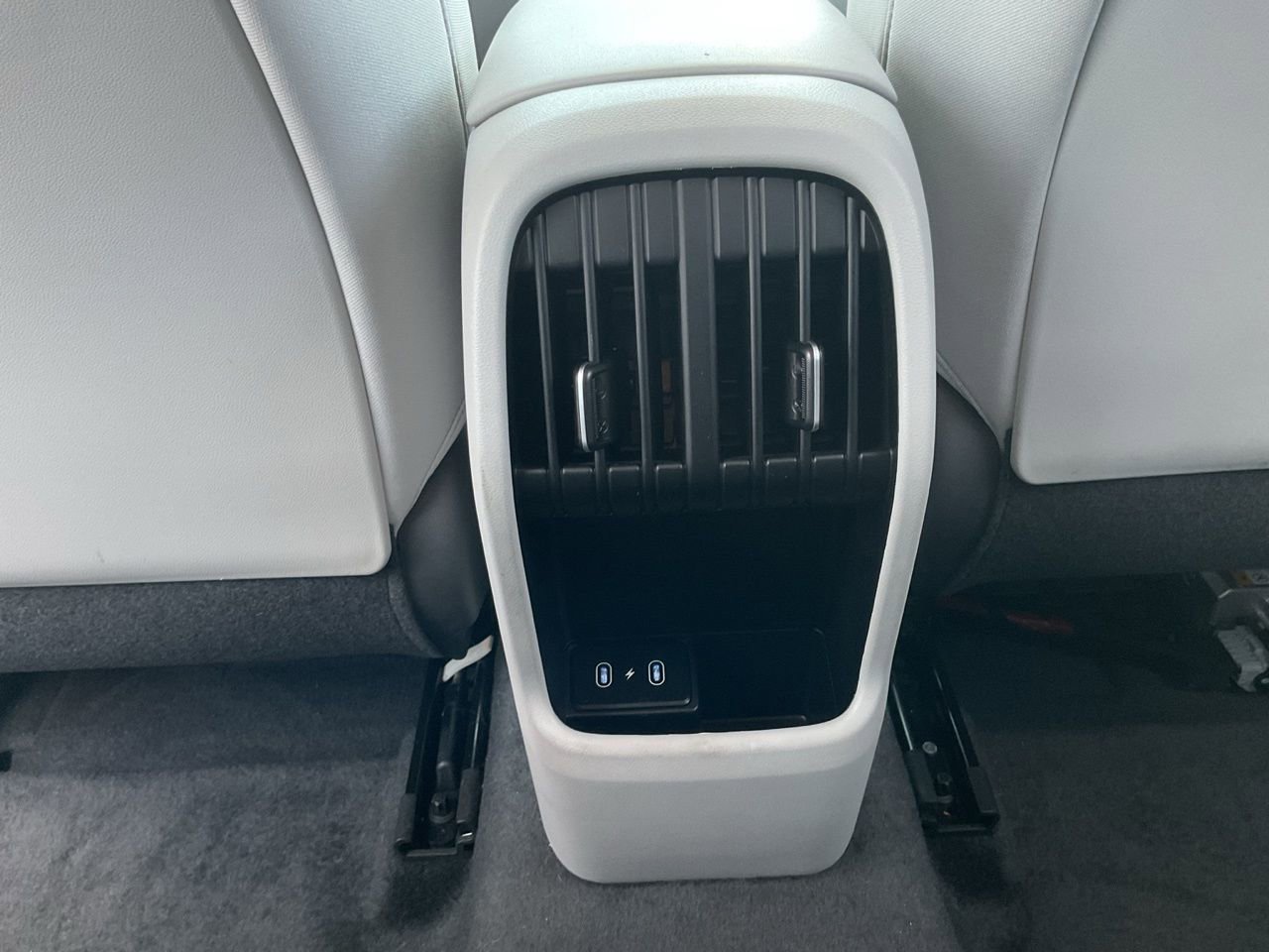 Used 2025 Hyundai Kona SEL image 18