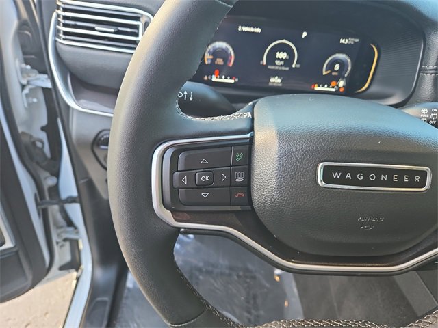 Used 2023 Jeep Wagoneer 4WD w/ Premium Group I image 9