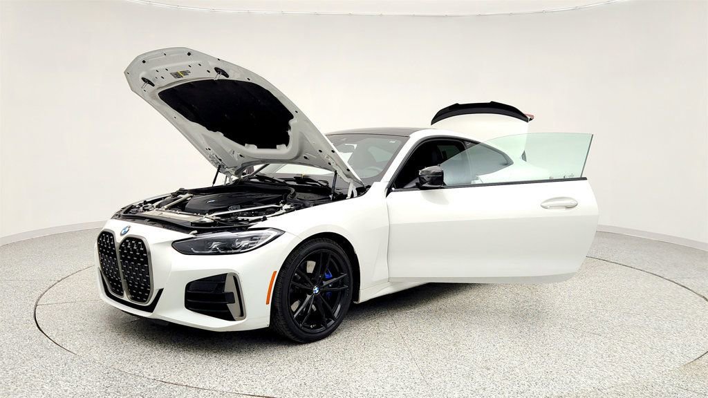 Used 2023 BMW 440i xDrive Coupe w/ Premium Package image 9