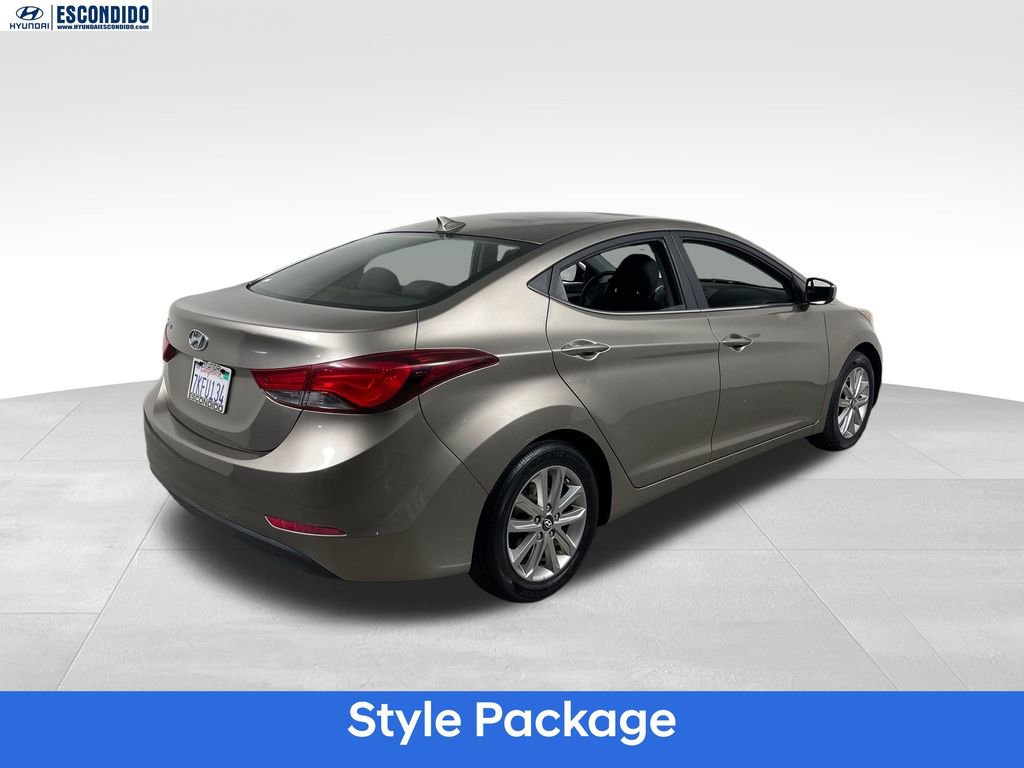 Used 2015 Hyundai Elantra SE w/ Option Group 03 FWD image 5