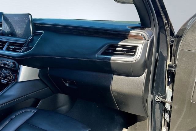 Used 2022 Chevrolet Suburban LT image 27