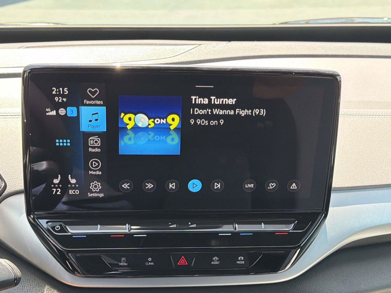 Certified 2023 Volkswagen ID.4 Pro AWD/4WD image 30