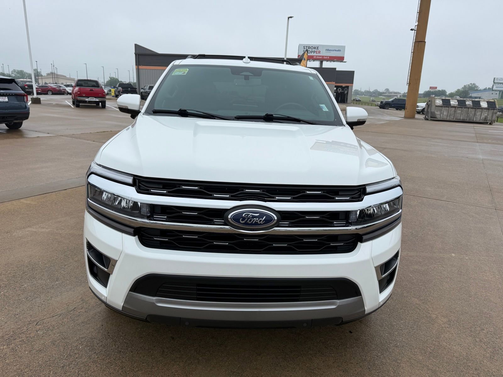 Certified 2024 Ford Expedition Limited RWD image 2