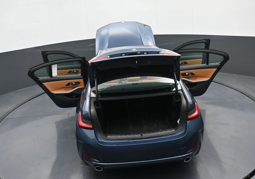 New 2025 BMW 330i xDrive Sedan w/ Premium Package image 42