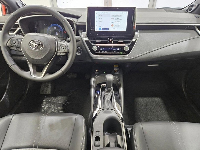 Used 2025 Toyota Corolla XSE image 9