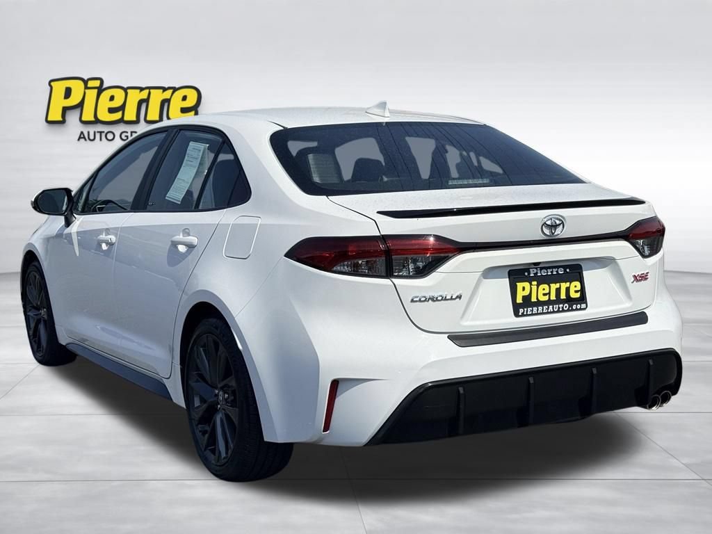 Used 2024 Toyota Corolla XSE FWD image 8