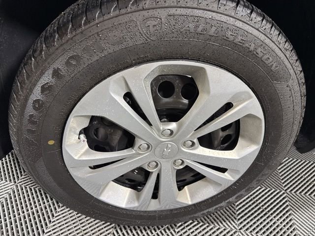 Used 2024 Chevrolet Trax LS FWD image 12