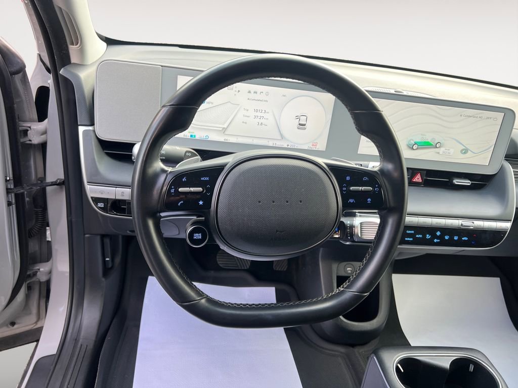 Certified 2024 Hyundai Ioniq 5 SE image 12