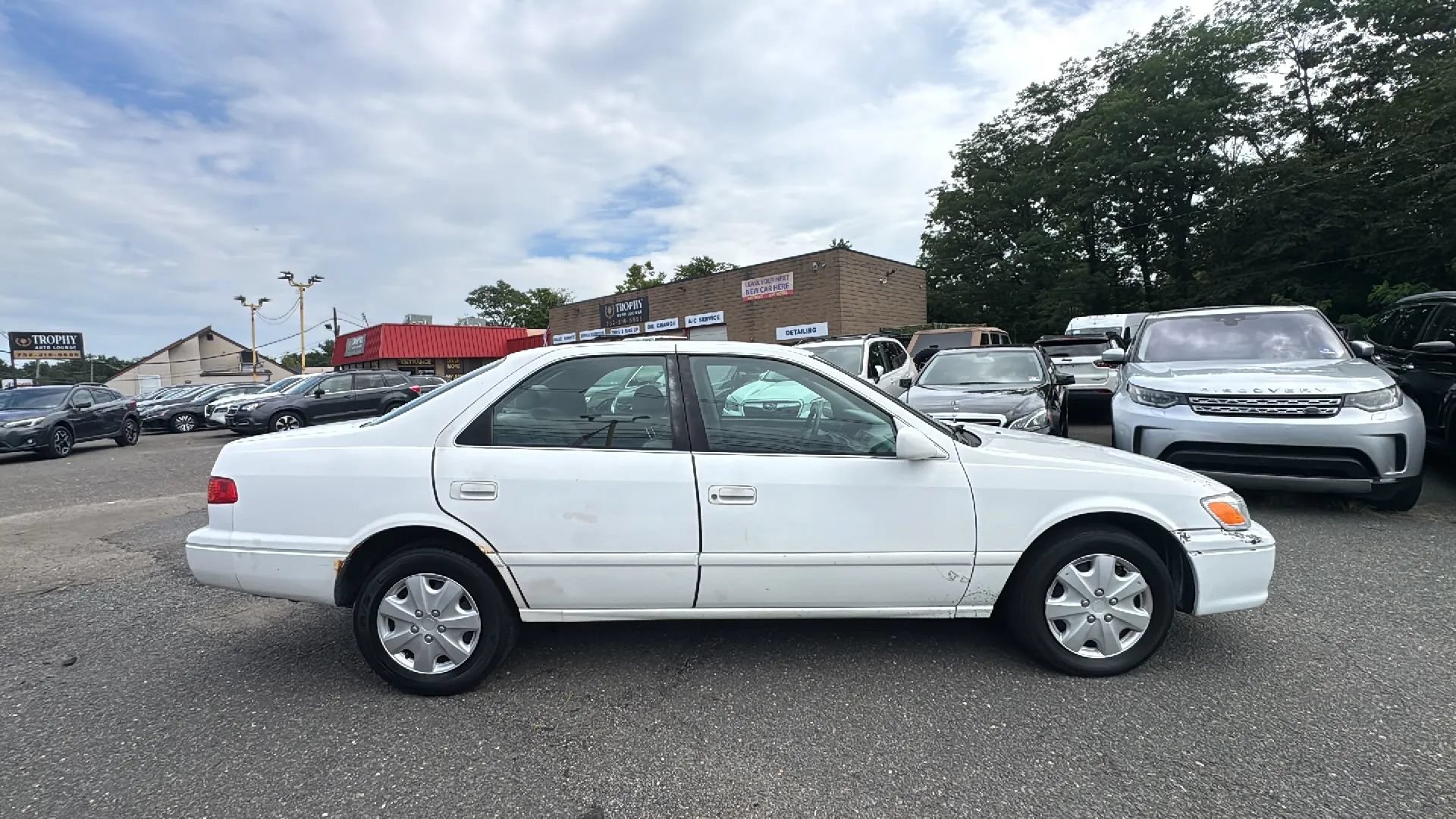 Used 2000 Toyota Camry LE FWD image 4