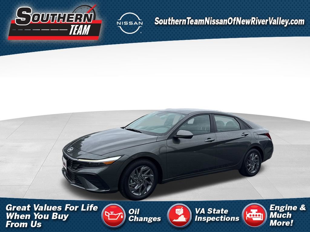 Used 2024 Hyundai Elantra SEL