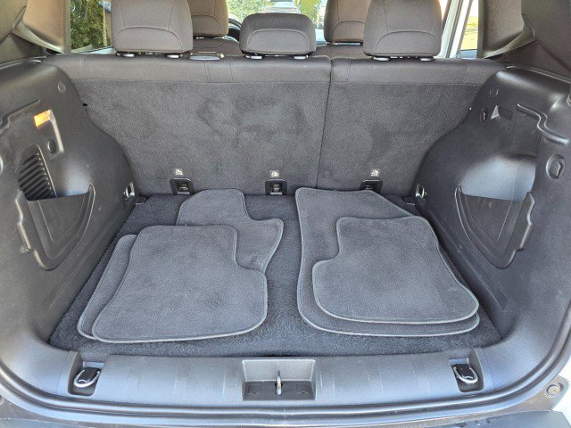 Used 2020 Jeep Renegade Latitude image 33