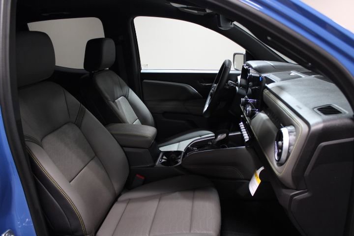 New 2026 Chevrolet Colorado ZR2 w/ Midnight Edition image 24