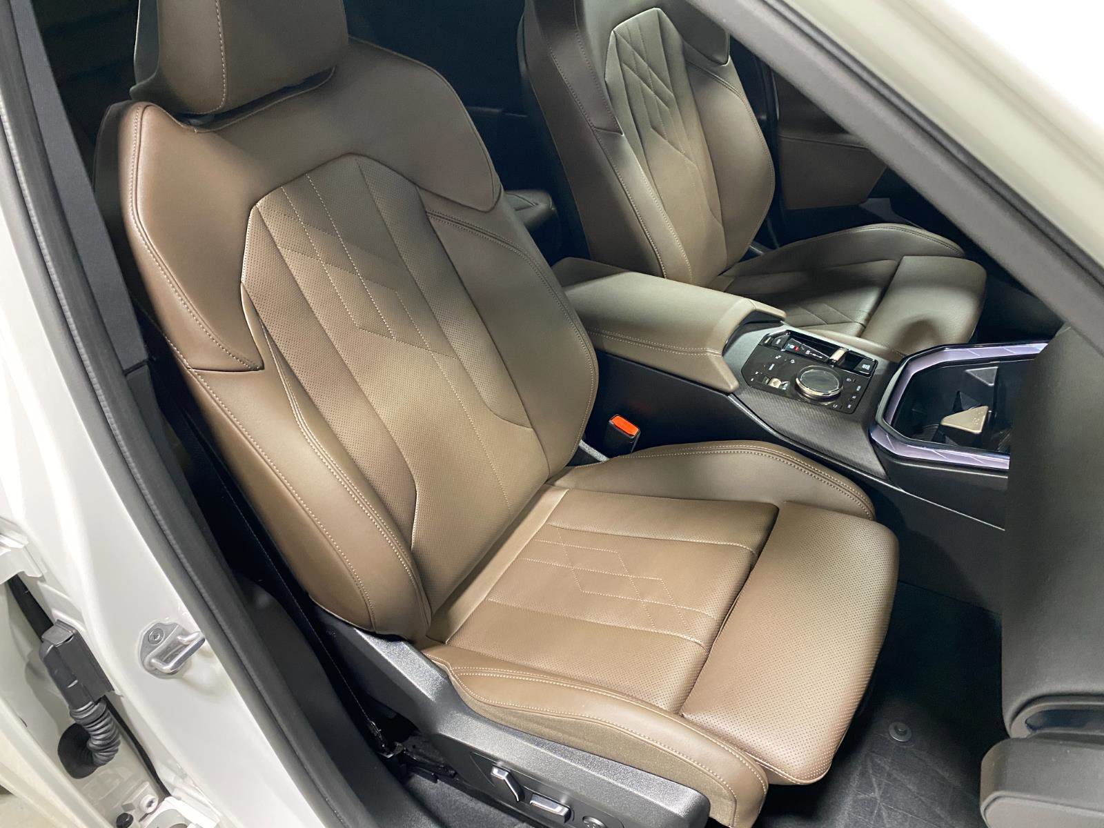 Certified 2025 BMW X3 xDrive30i w/ Convenience Package image 14