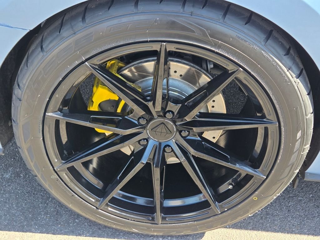 Used 2018 Ford Mustang GT Premium w/ GT Performance Package RWD image 10