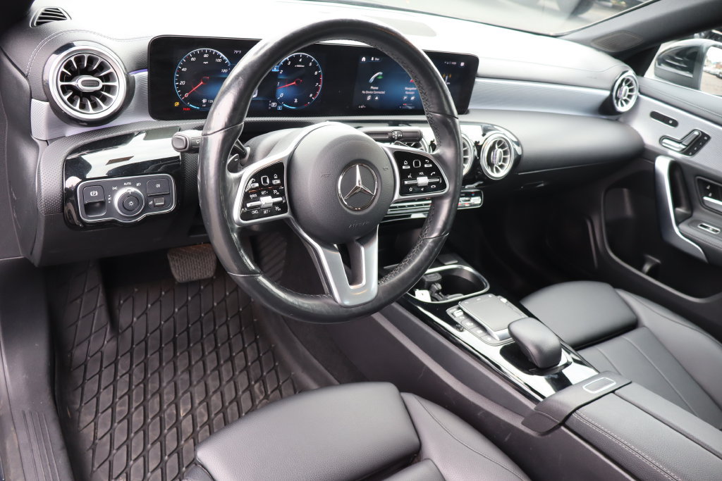 Used 2021 Mercedes-Benz CLA 250 4MATIC image 5