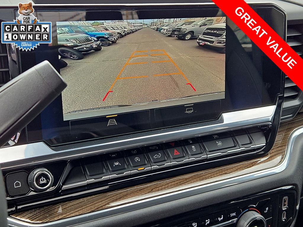 Used 2023 Chevrolet Silverado 1500 LT AWD/4WD image 17