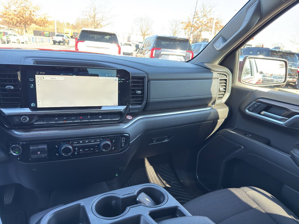 Used 2025 Chevrolet Silverado 1500 LT image 26