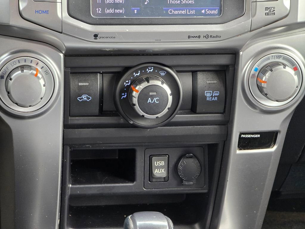 Used 2016 Toyota 4Runner SR5 Premium RWD image 22