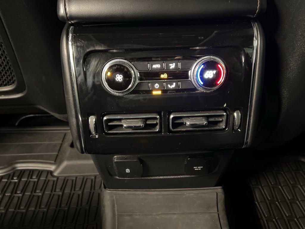Used 2023 Lincoln Aviator AWD w/ Premium Package image 33