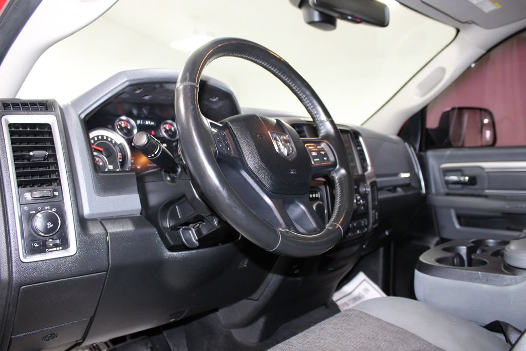 Used 2017 RAM 1500 Big Horn RWD image 23