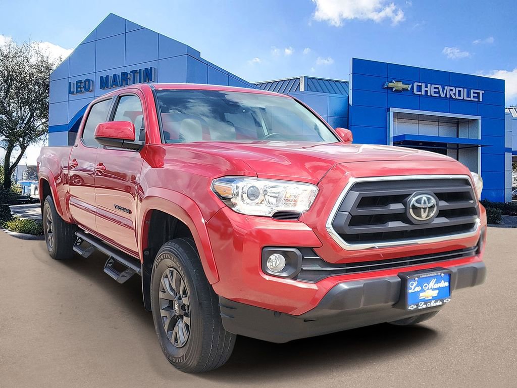 Used 2023 Toyota Tacoma SR5 RWD image 2