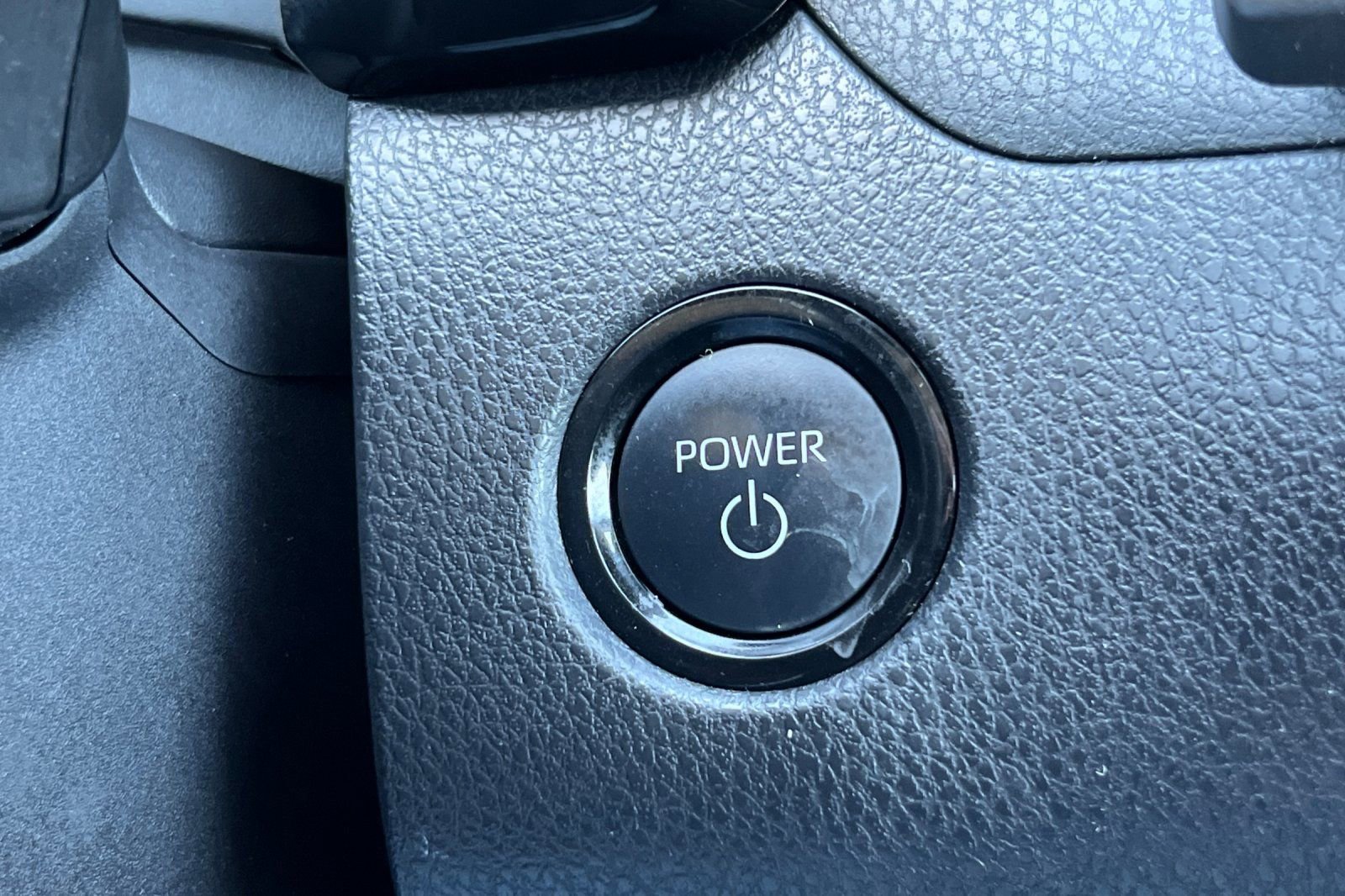 Used 2025 Toyota Camry LE FWD image 22