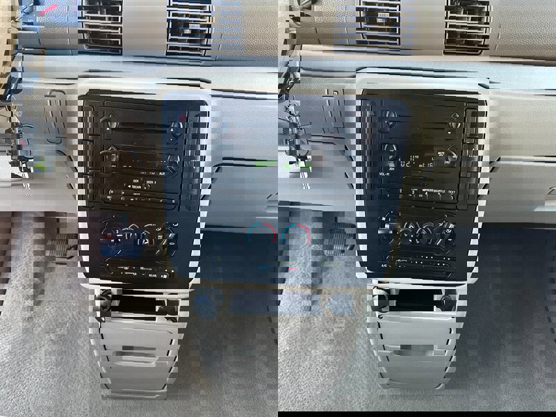 Used 2005 Ford Freestar SE image 19