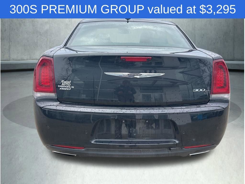 Used 2017 Chrysler 300 S w/ 300S Premium Group image 3