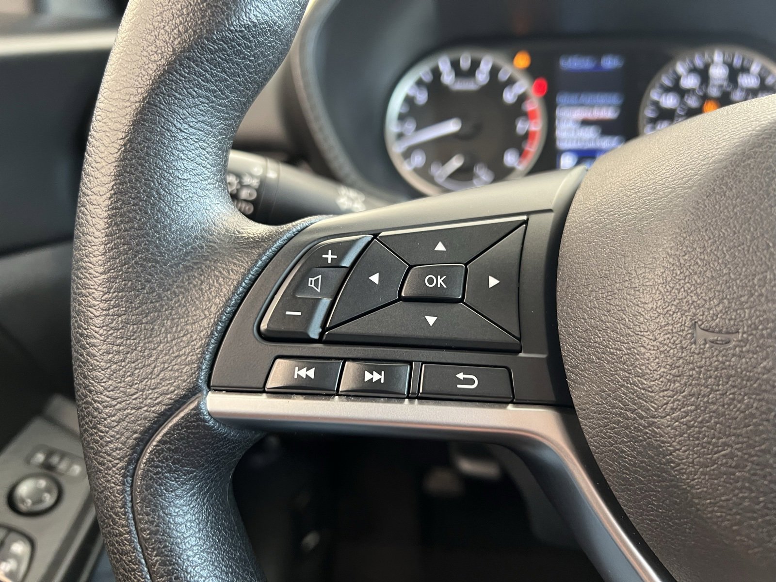 Used 2023 Nissan Sentra S w/ Trunk Package image 14