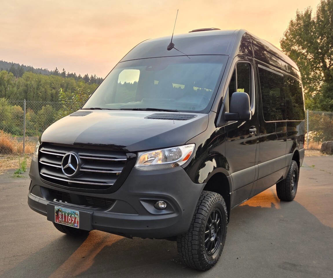 Used 2019 Mercedes-Benz Sprinter 2500 image 3