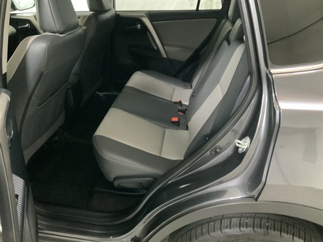 Used 2015 Toyota RAV4 Limited w/ Technology Package AWD/4WD image 18