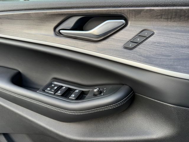 New 2025 Jeep Grand Cherokee Limited w/ MOPAR Finishing Package image 31