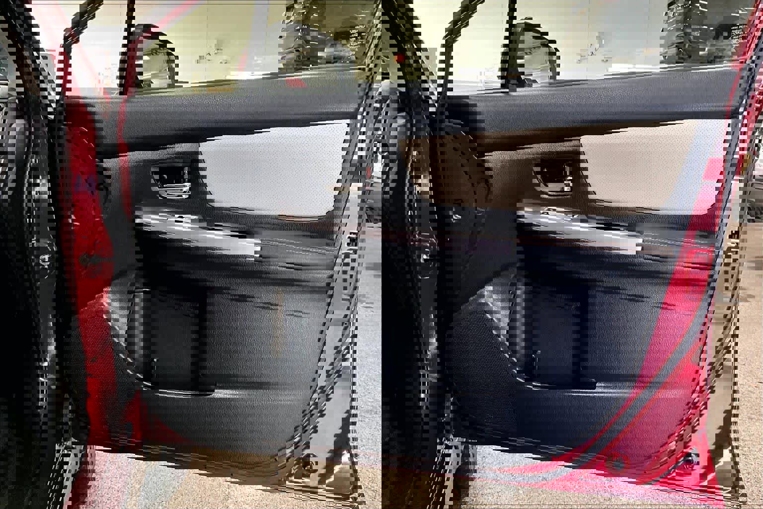 Used 2017 Subaru Crosstrek 2.0i Limited image 22