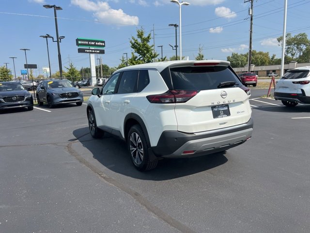 Used 2023 Nissan Rogue SV image 12