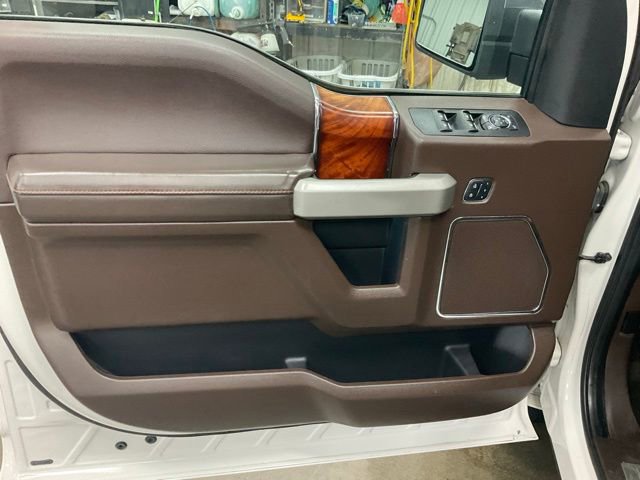 Used 2017 Ford F150 King Ranch w/ Equipment Group 601A Luxury AWD/4WD image 5