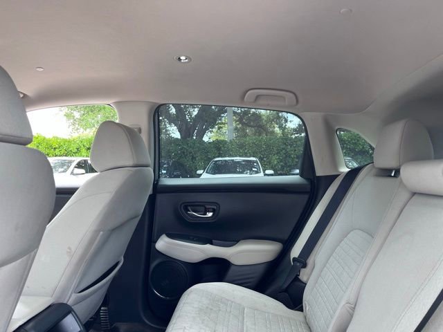 Used 2023 Honda HR-V LX image 8