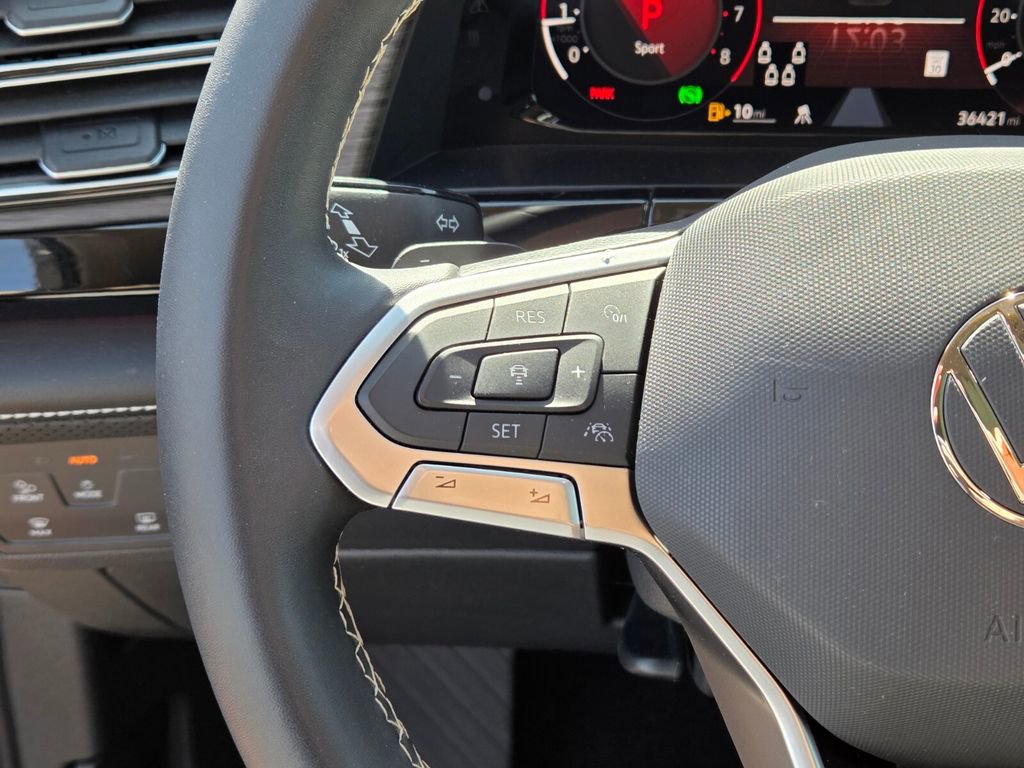 Used 2024 Volkswagen Atlas SEL image 11