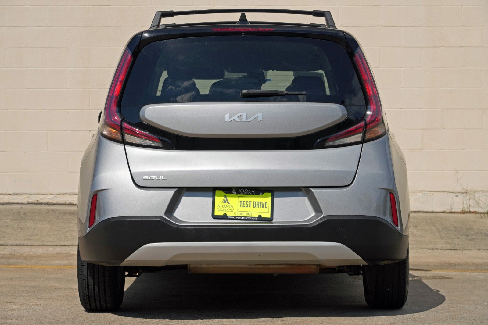 Used 2023 Kia Soul LX w/ LX Technology Package FWD image 10