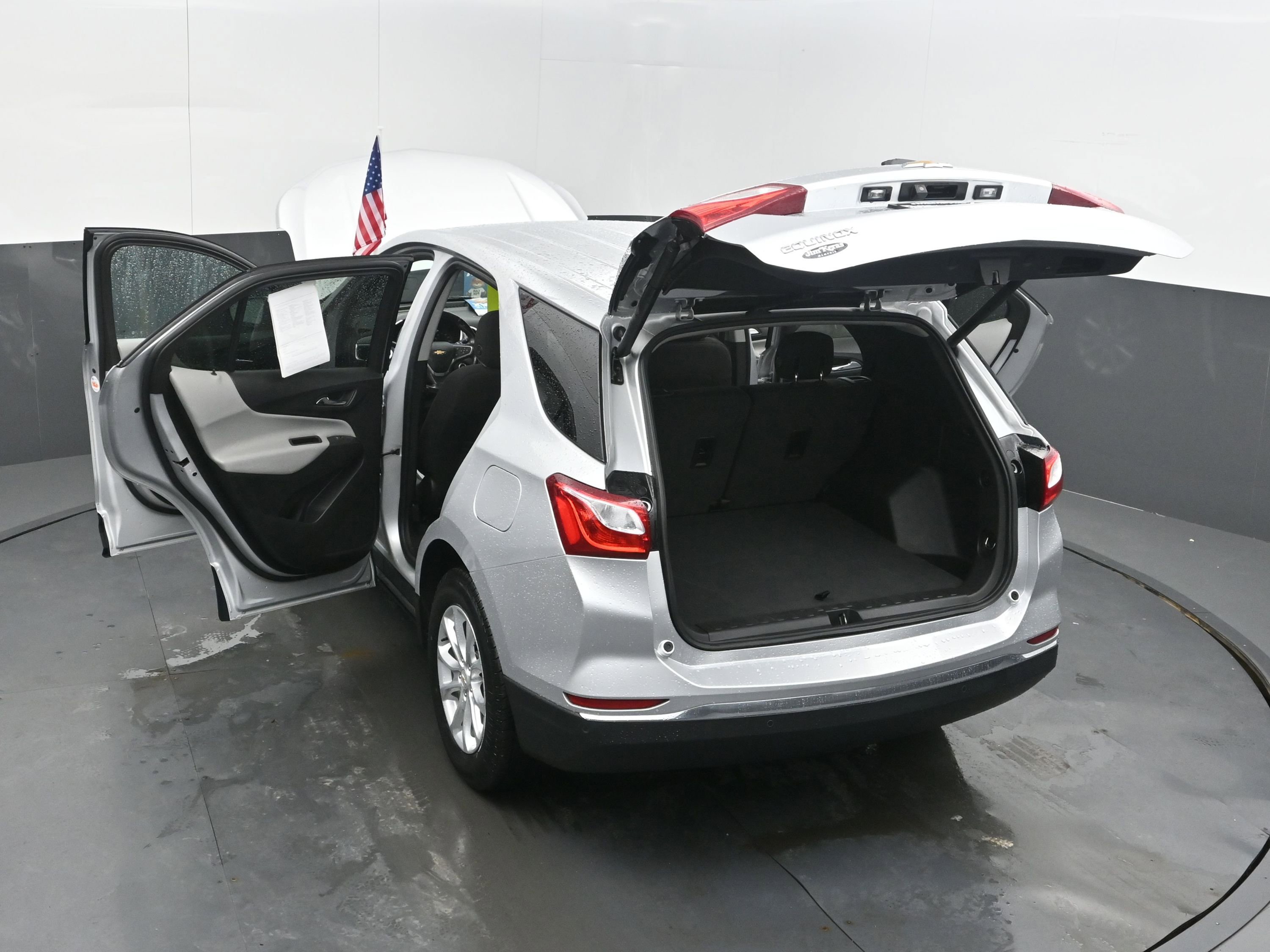 Used 2020 Chevrolet Equinox LT image 46