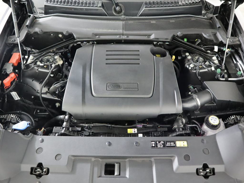 New 2026 Land Rover Defender 110 S image 29