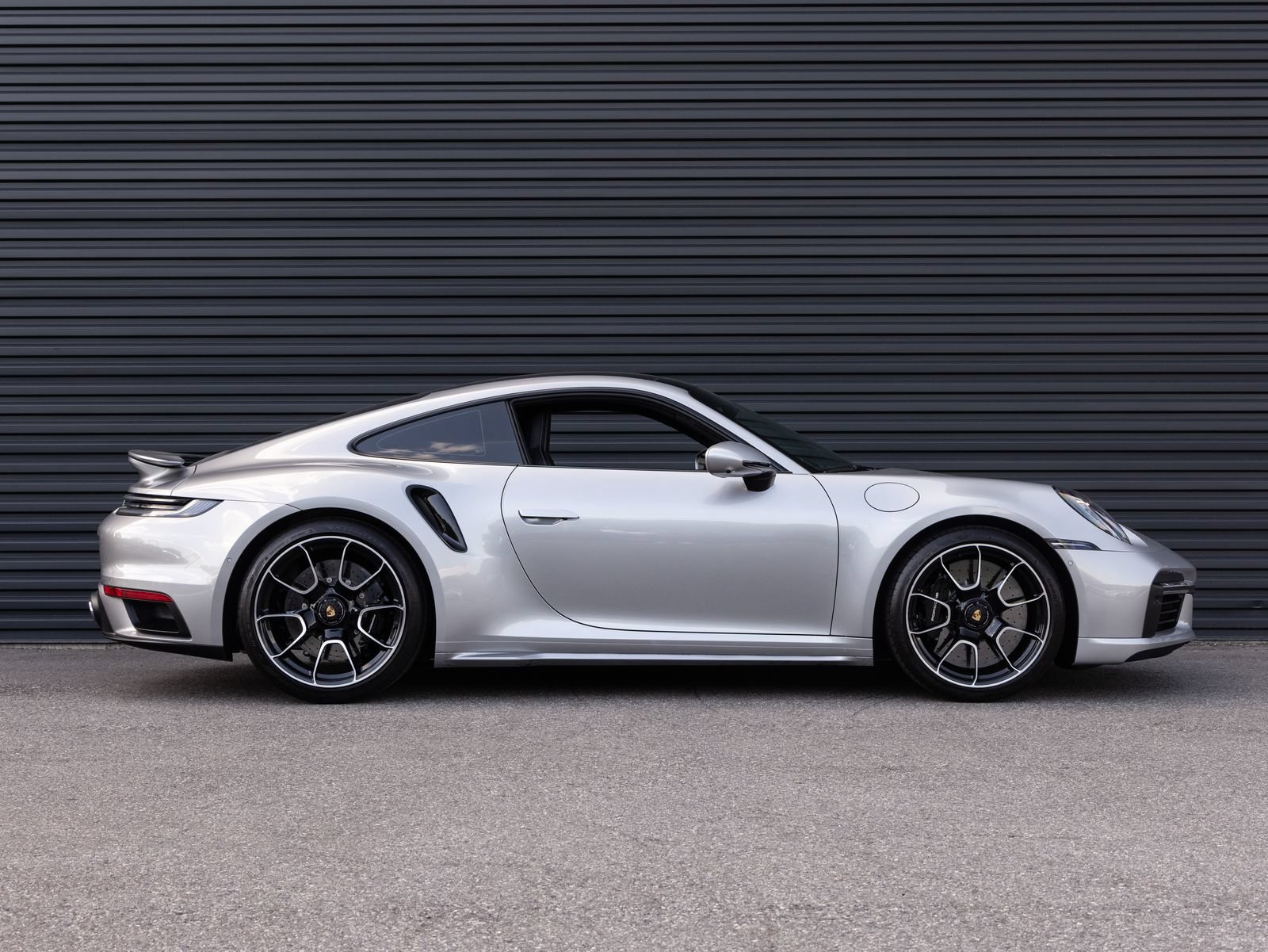Certified 2024 Porsche 911 Turbo S AWD/4WD image 8