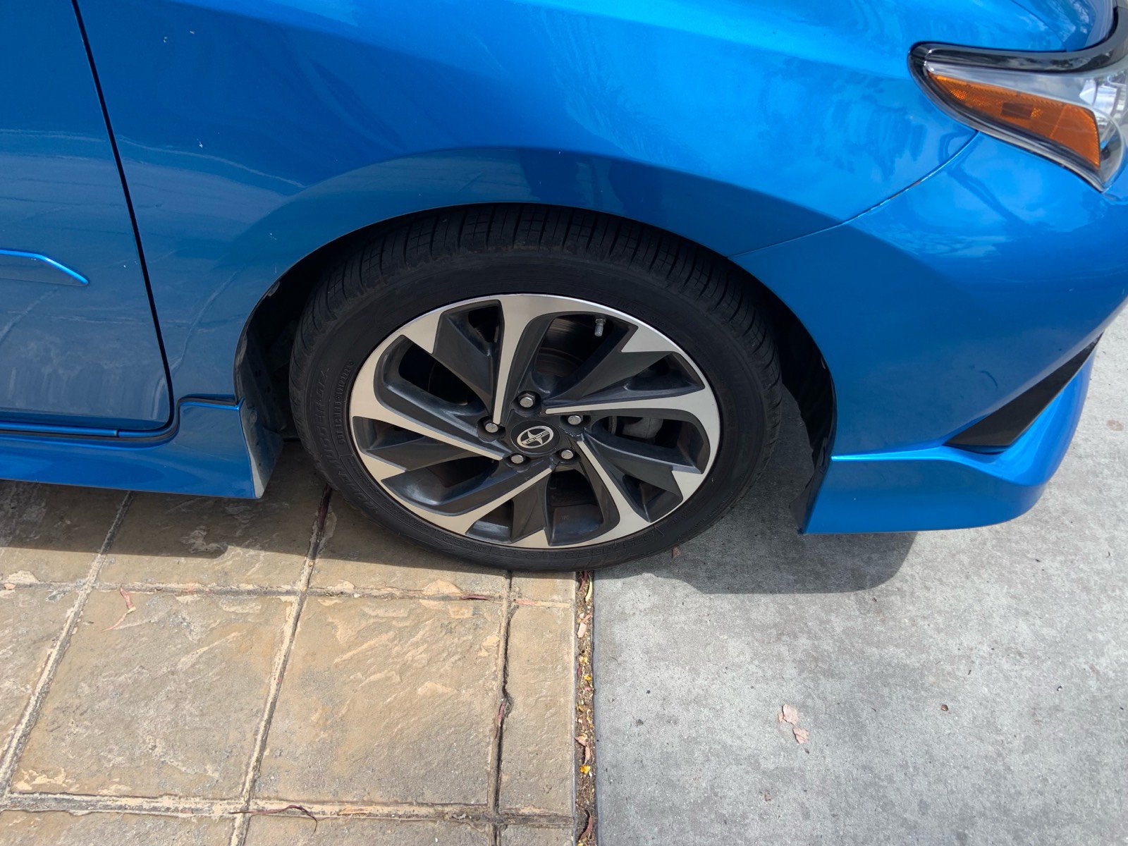 Used 2016 Scion iM FWD image 4