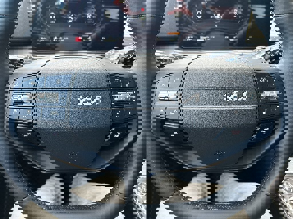 New 2026 Kia Sportage SX image 26