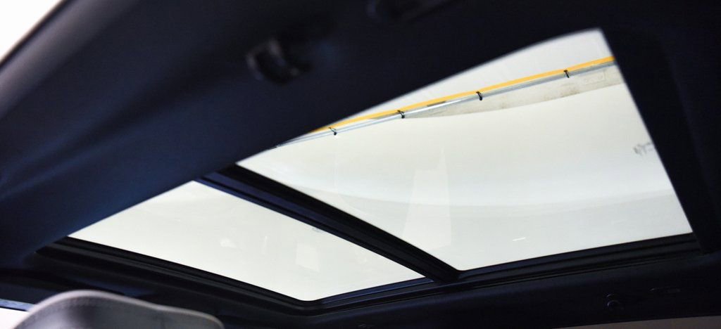 Used 2025 RAM 1500 Laramie w/ Sport Appearance Package image 32