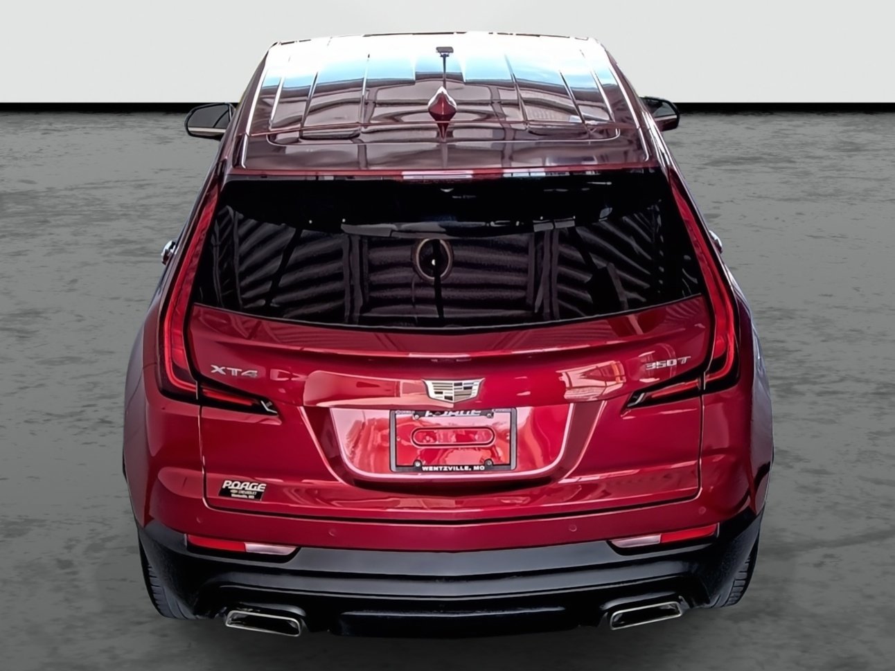 Used 2021 Cadillac XT4 Luxury image 3