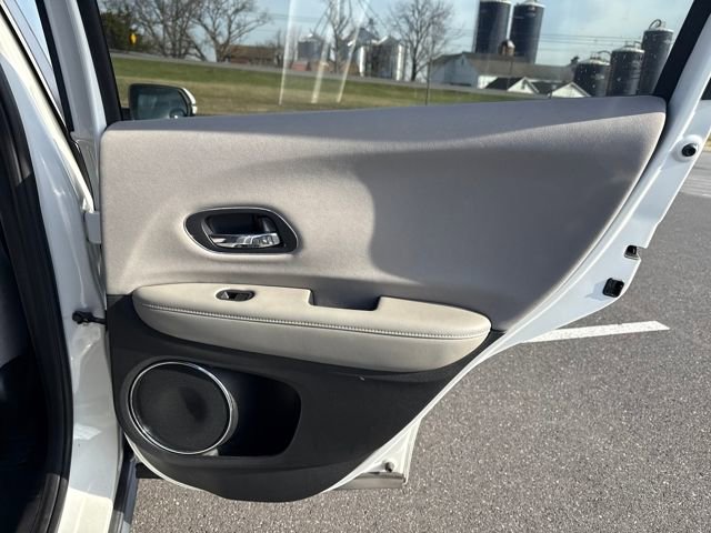 Used 2017 Honda HR-V EX image 16