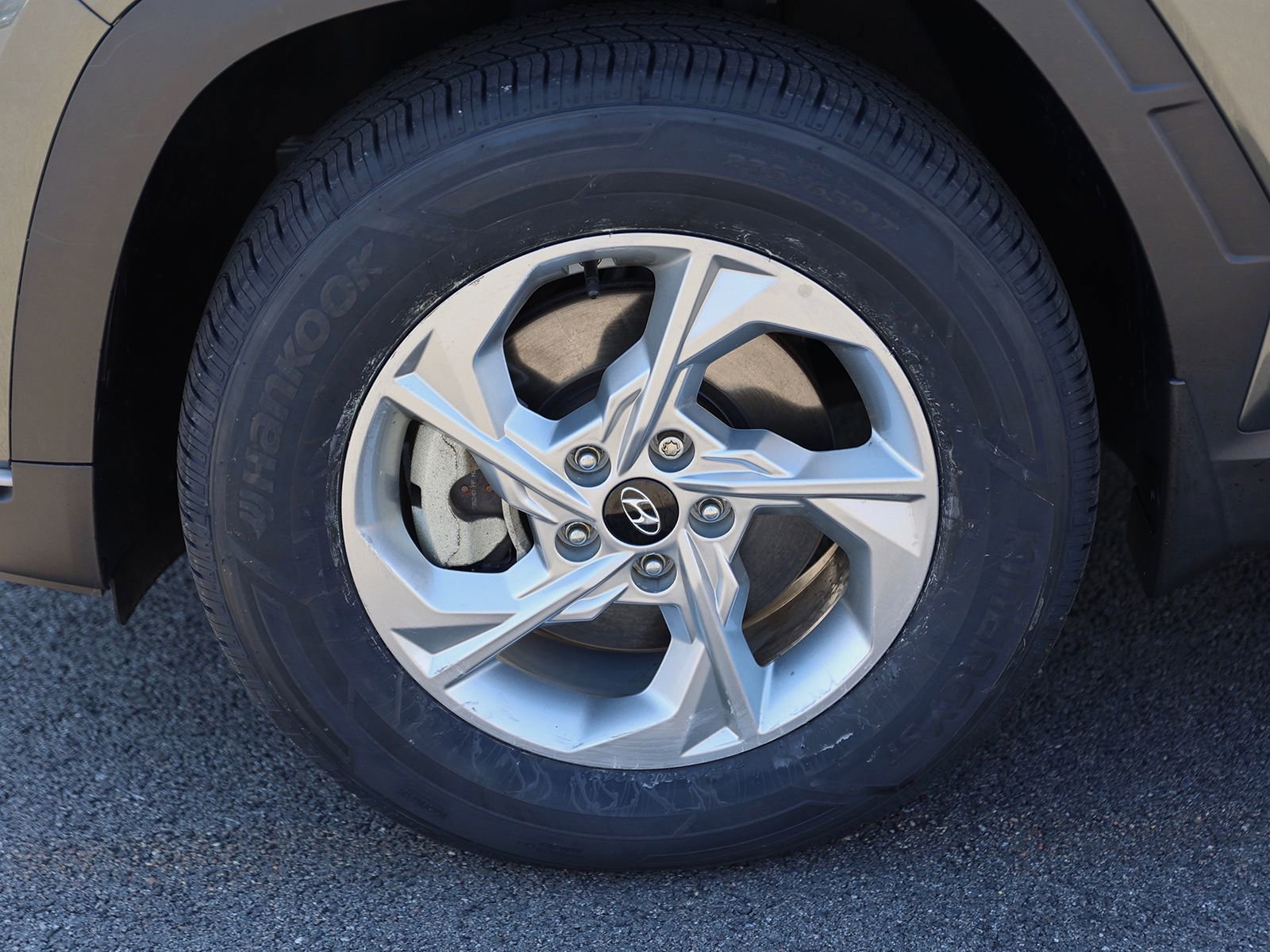 Certified 2023 Hyundai Tucson SE image 11