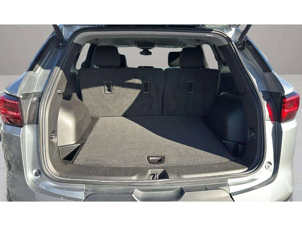 Used 2023 Chevrolet Blazer LT w/ Convenience Package image 9