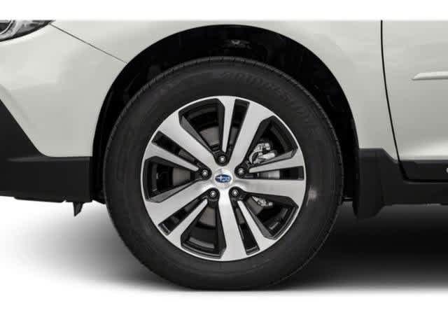 Used 2018 Subaru Outback 2.5i Limited image 14